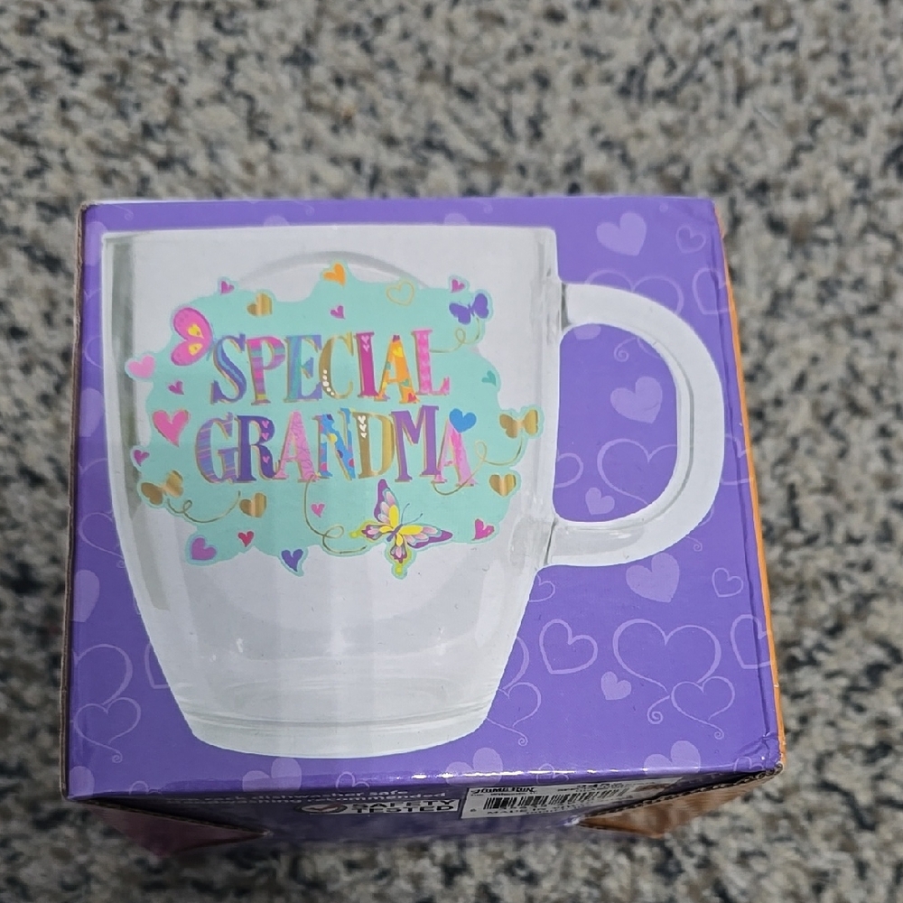 🆕️Special Grandma Mug With Box